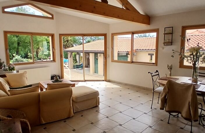 Vente Maison/villa 5 pièces — photo 2