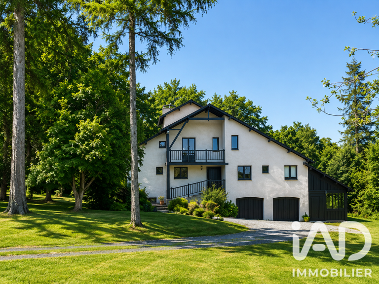 Vente Maison/villa 9 pièces — photo 1