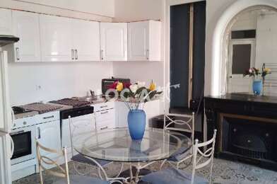 Appartement 3 pièces 900 €