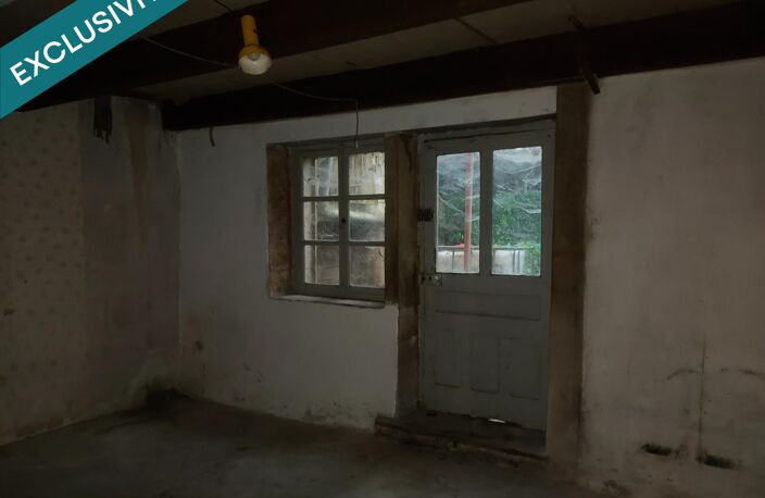 Maison en pierre de caractère à rénover  Centre-ville de DAMPARIS ( JURA ) — photo 5