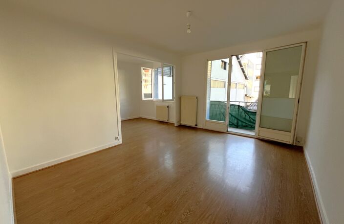 A VENDRE CHAMBERY T3 GARAGE — photo 4