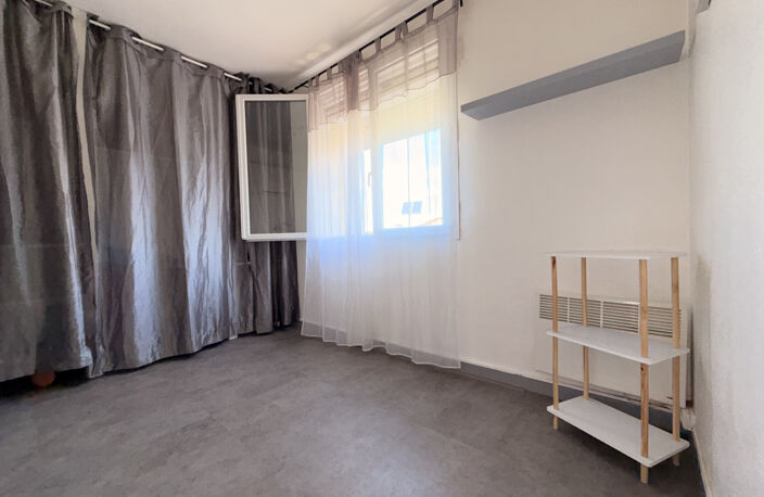 Appartement rénové à 600 mètres de la plage - Balcon plein S — photo 4
