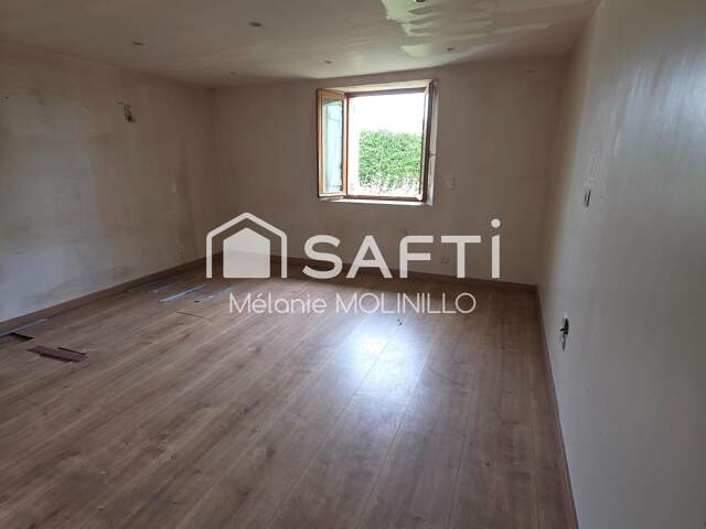 Maison de 82 m² édifiée sur un terrain 328 m² — photo du bien