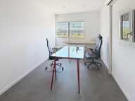 À louer  Local d'activité 301 m² avec entrepôt et bureaux  Martignas-sur-Jalles (33) — photo 4