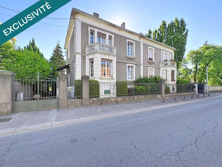 Amoureux des maisons qui ont une âme, celle-ci ne vous laissera pas indifférent — photo 1