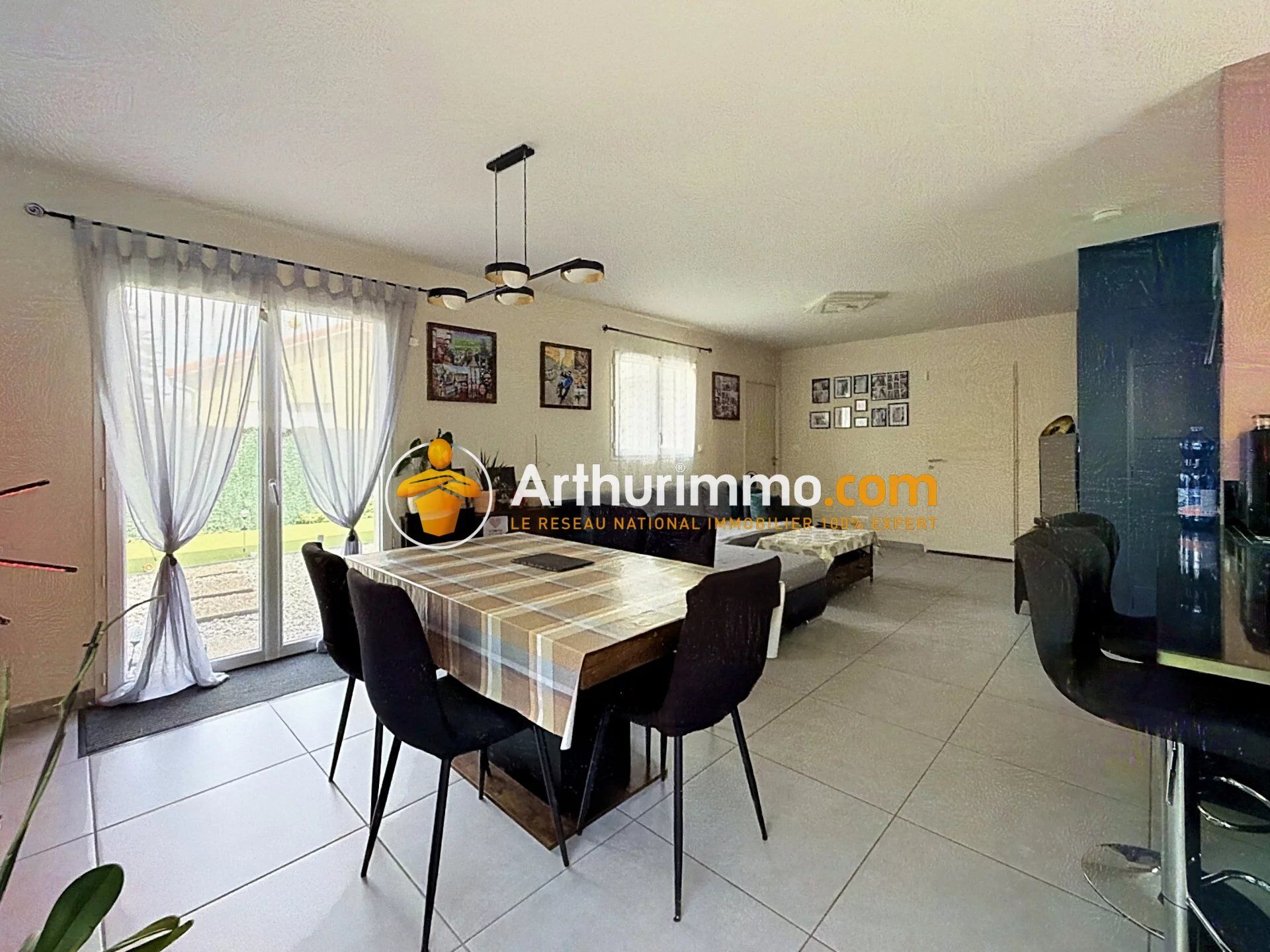 Acheter maison de 5 pièces 118 m² 399 000 € à Bourgoin-Jallieu (38300) : une annonce Arthurimmo.com — 5