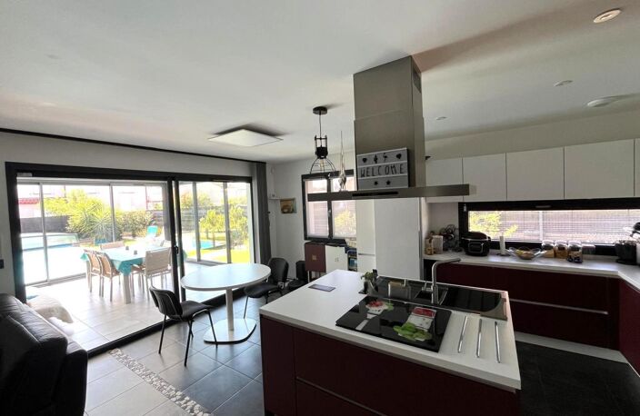 Un véritable cocon où chaque espace a été pensé pour conjuguer confort, modernité et douceur de vivre. — photo 4