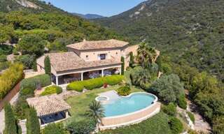 Maison 12 Pièces 464 m² à vendre à Grimaud (83310)