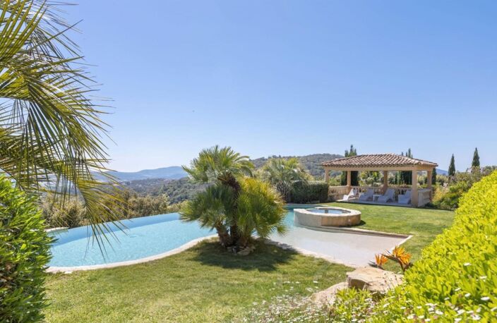 Superve villa dans les hauts de Grimaud dans un environnement sécurisé — photo 2