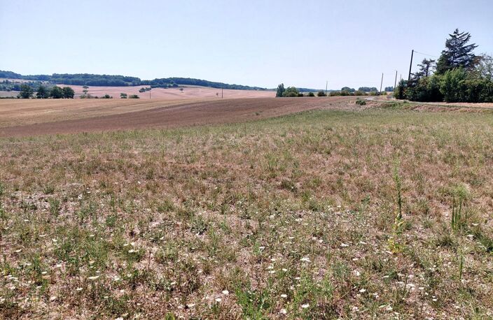 Ancien corps de ferme isolé — photo 4