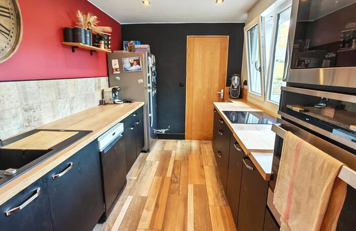 Maison Individuelle Rénovée  3/4 Chambres, Garage & Dépendance  Saint-Léonard — photo 3
