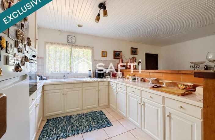 CASTELNAU-DE-MÉDOC  À DEUX PAS DES ÉCOLES ET DES COMMERCES  MAISON 3 CHAMBRES  TERRAIN 1 297 M² — photo 4