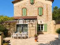 Maison en pierre pleine de charme, piscine, jardin — photo 2