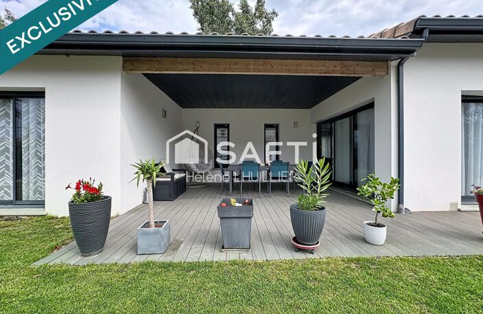 Superbe plain-pied avec piscine, spa & garage — photo 3