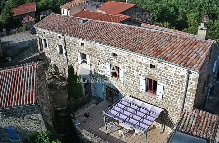 Maison de caractère rénovée  170 m²  5 chambres  1,4 ha de terrains — photo 5