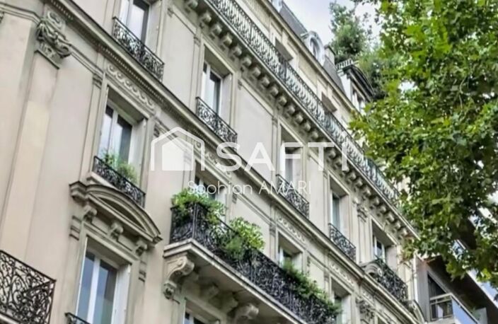 Paris 7e  Chambre de service proche Tour Eiffel — photo 2