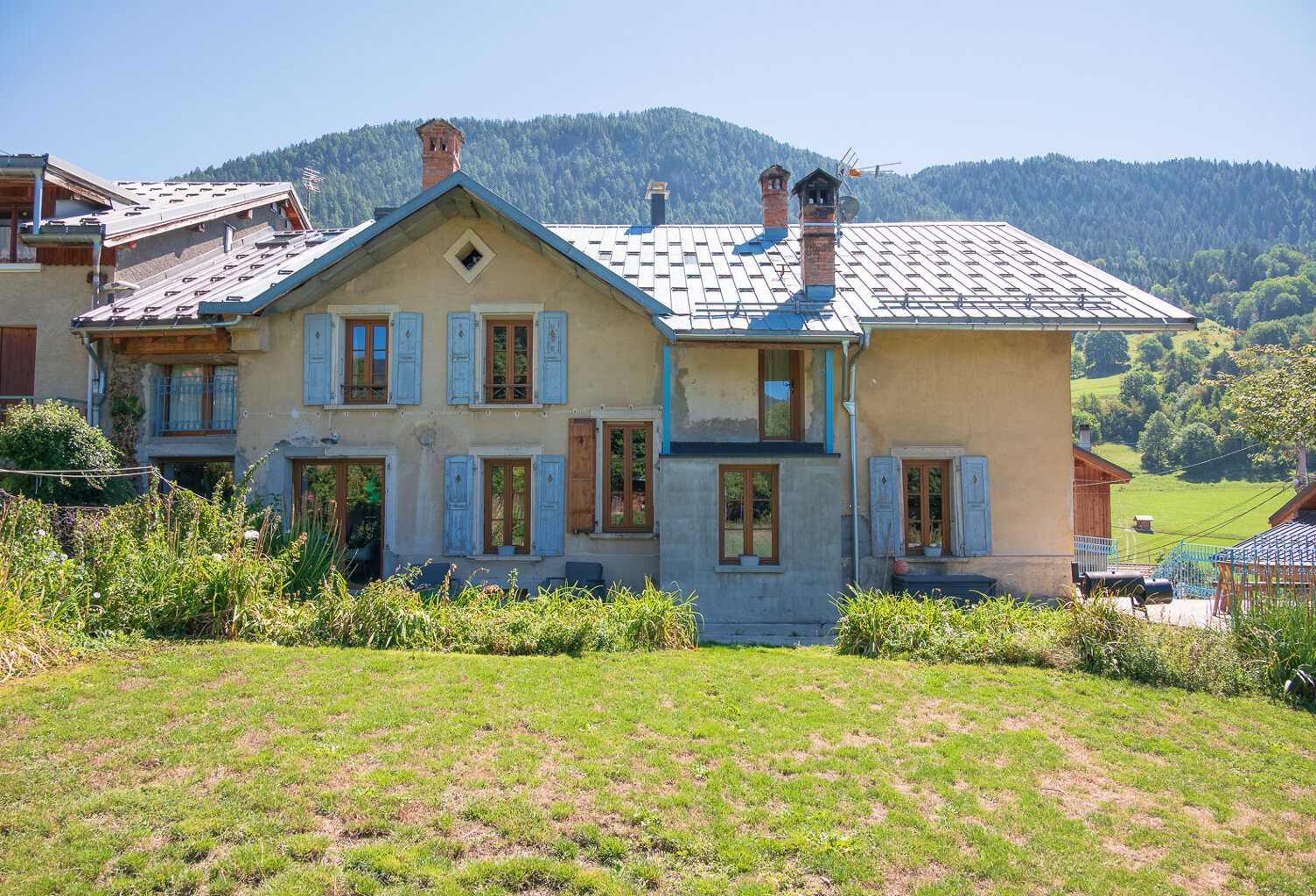 Maison de village entièrement rénovée avec appartement indépendant – Notre-Dame-du-Pré / La Plagne Paradiski — photo 1