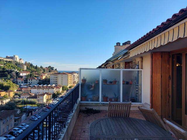 EXCLUSIVITÉ   Dernier étage, 2P avec terrasse, parking et ca — photo du bien