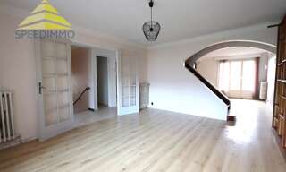 Maison 6 Pièces 205 m² à vendre à Mandres-les-Roses (94520)