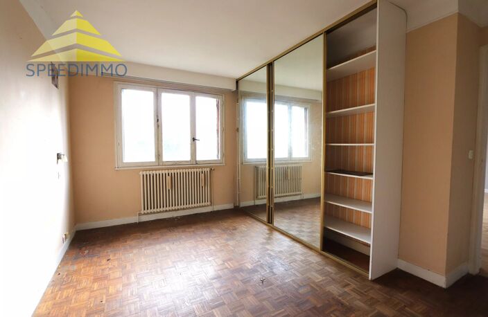 Vente maison 6 pièces 194 m² Mandres-les-Roses (94520) — photo 5