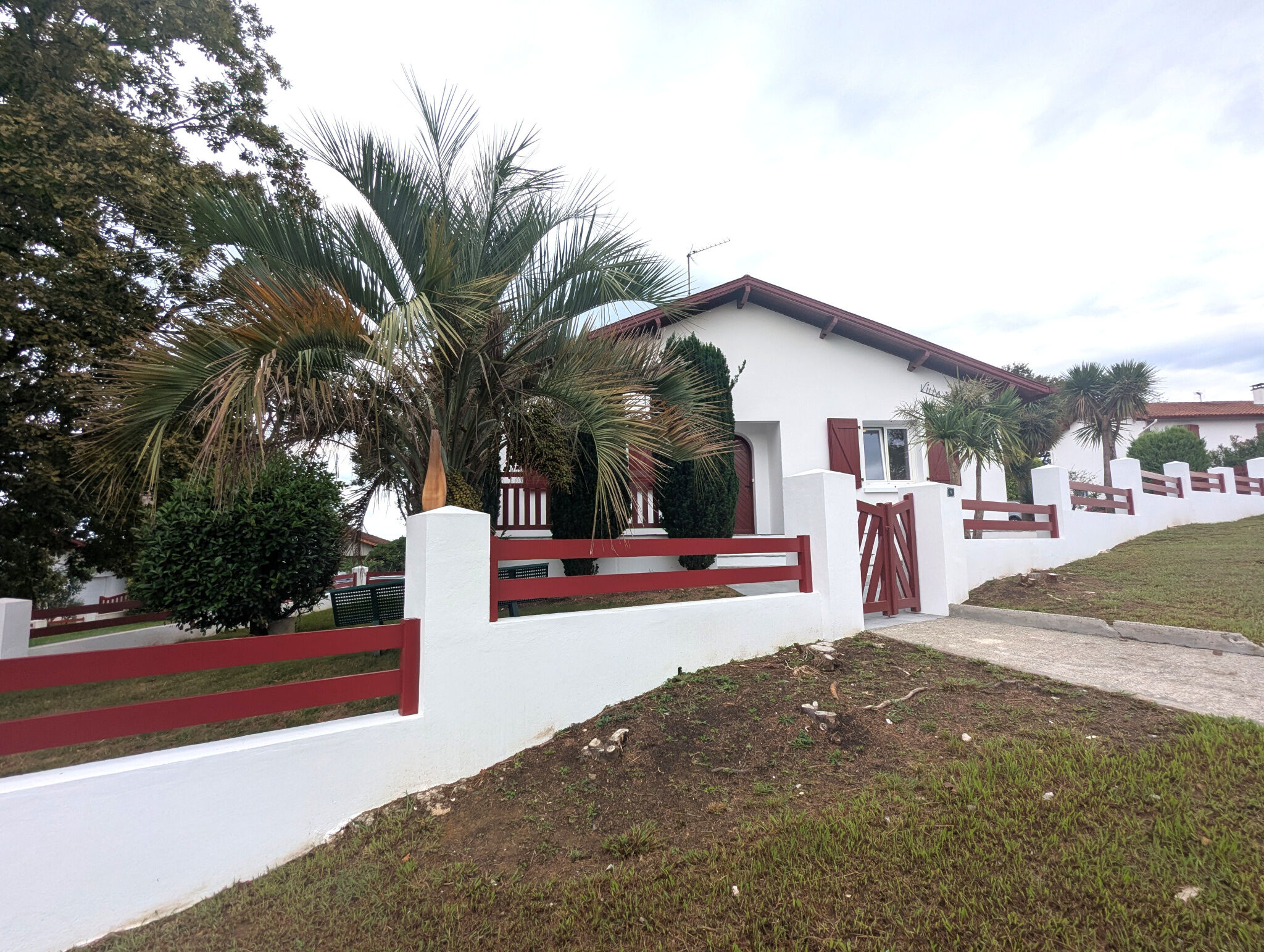 Villa / Maison  T4 à louer Aïcirits-Camou-Suhast 64120