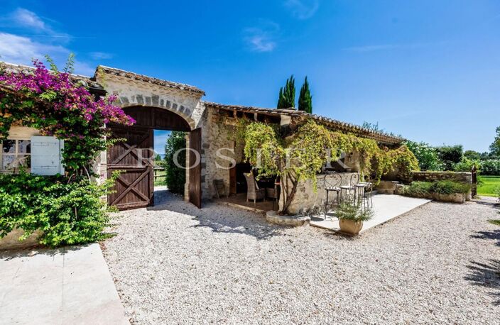 Aux porte de l'Isle-sur-la-Sorgue, un domaine équestre privatif — photo 4