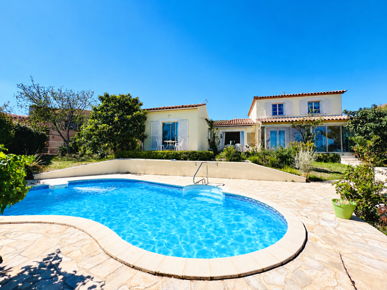 Villa T4 de 147m2 avec vue ,piscine, garage sur 1200m2 de te — photo 1