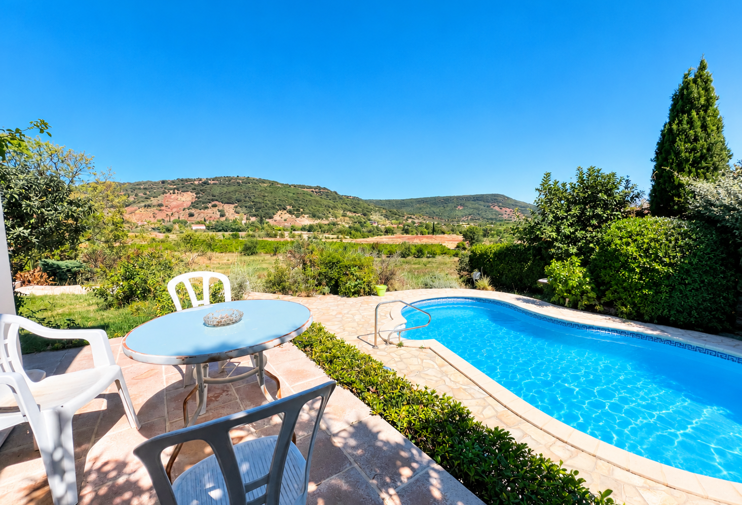 Villa T4 de 147m2 avec vue ,piscine, garage sur 1200m2 de te — photo 1