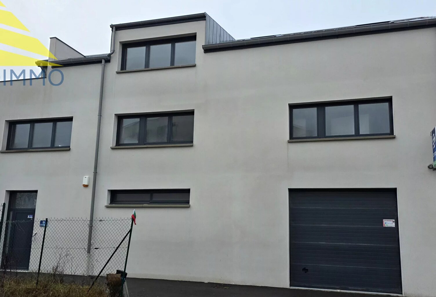 BÂTIMENT INDÉPENDANT RÉCENT (2022) — photo 1