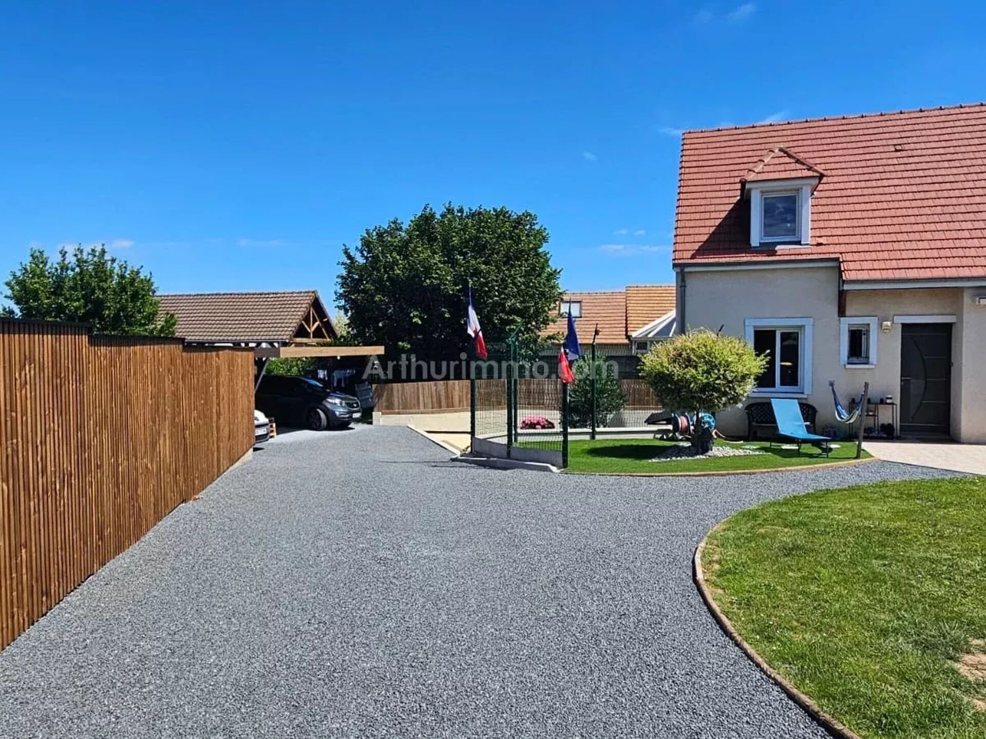 Maison 6 pièces 116 m² · à Escoville · 116 m² · 345 000 €