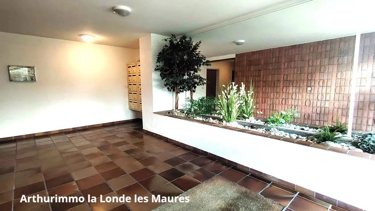 Appartement  T1 à vendre Hyères 83400