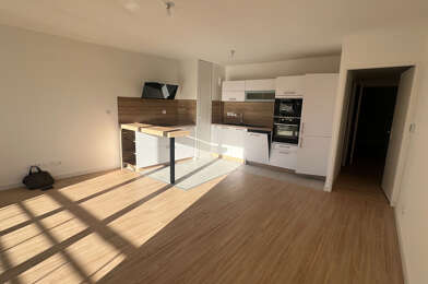 Appartement 3 pièces 1057 €