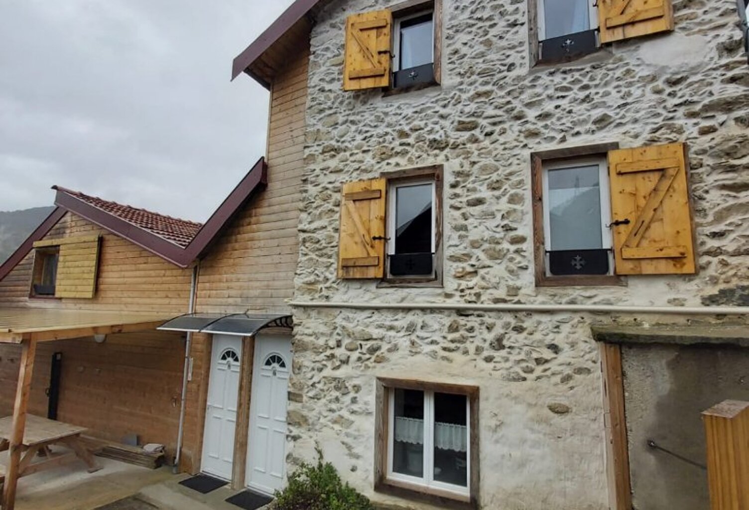 Location appartement 3 pièces 62 m² à Quié (09400) — photo 1