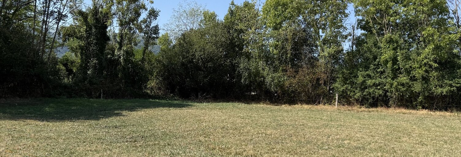 Terrain  6939 m² à vendre à Foix (09000)