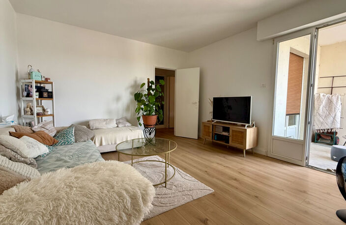 APPARTEMENT TYPE 2 BALCON- 45.57 M² - REIMS COURLANCY — photo 2