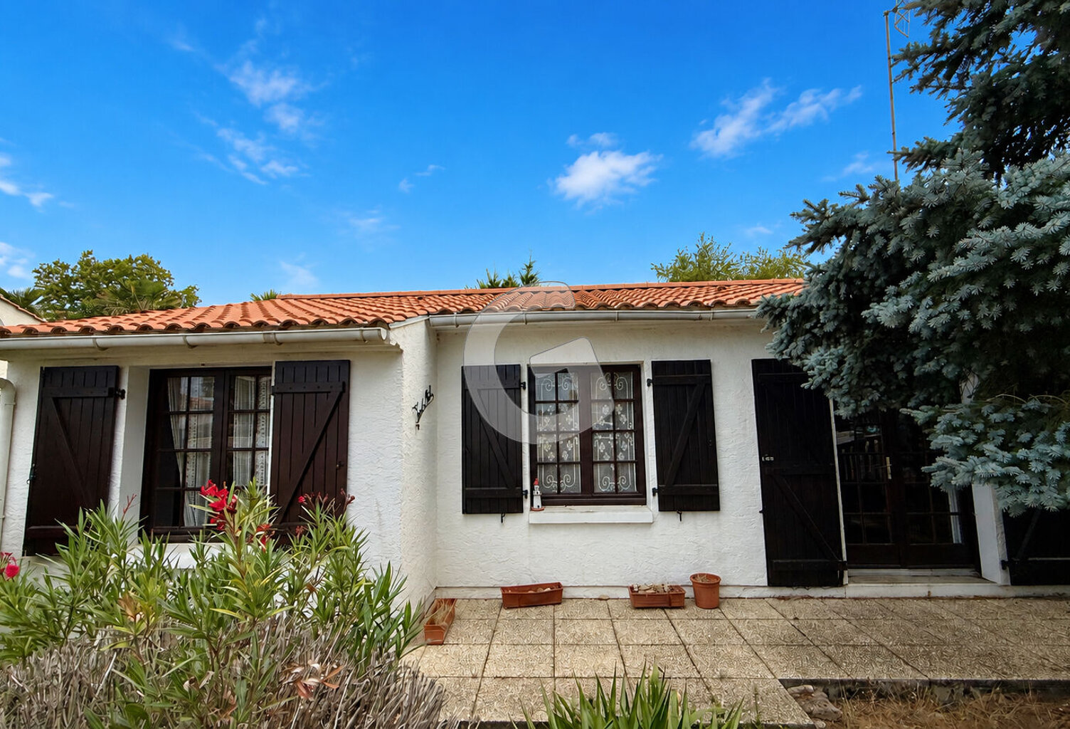MAISON 3 PIECES- 52M²- À VENDRE À LONGEVILLE-SUR-MER — photo 1