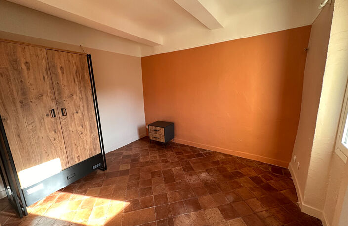 Location Puyricard centre LC Gestion vous propose un appartement meublé de type 3 de 50m² plein sud, calme. — photo 3