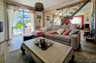 Maison 5 pièces 293500 €