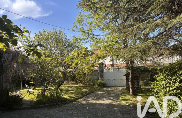 Vente Maison/villa 9 pièces — photo 3
