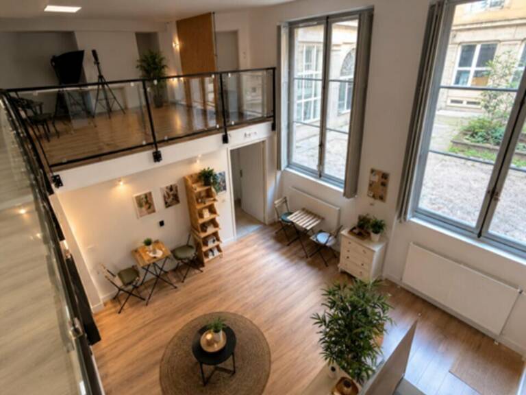 BUREAUX à LOUER — photo 1