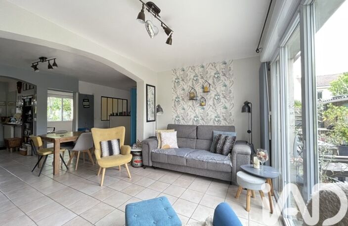Vente Maison/villa 5 pièces — photo 2