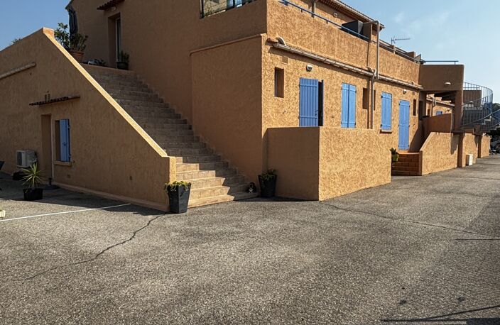Vente Immeuble 650 m&sup2; — photo 2