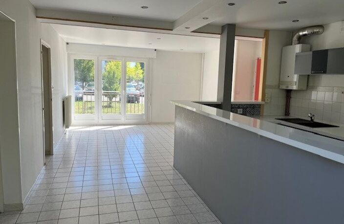 Appartement T3 La Chapelle — photo 2