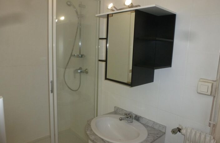 Appartement T3 La Chapelle — photo 5