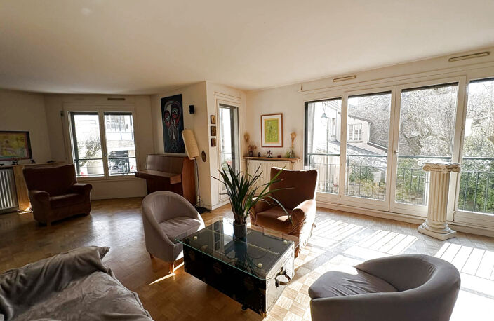 APPARTEMENT FAMILIAL DE 101M2 EN HYPER CENTRE VILLE DE CLAM — photo 2