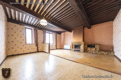 Appartement 6 pièces 145700 €