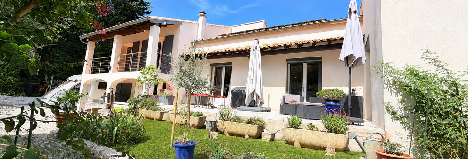 Maison 7 Pièces 158 m² à vendre à Orange (84100)