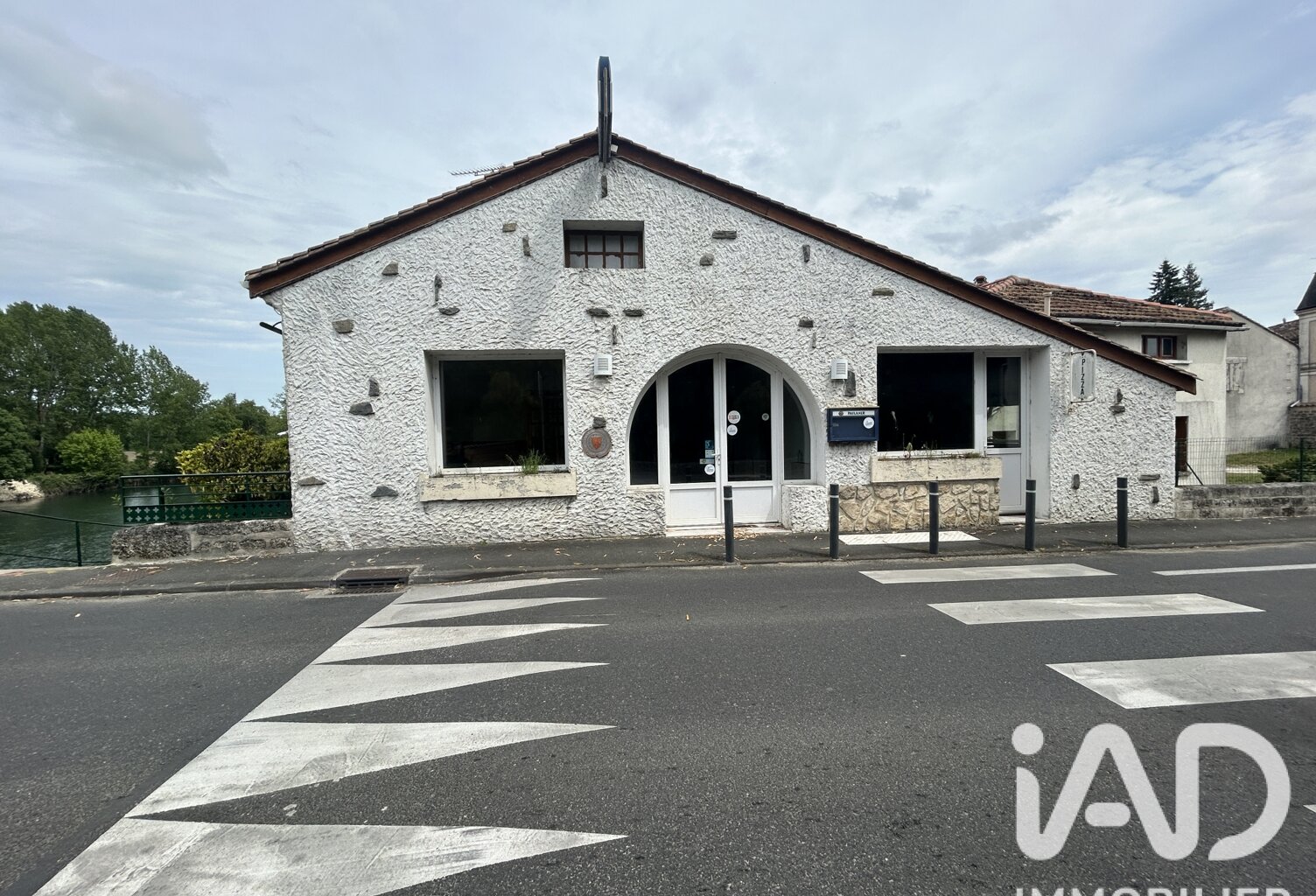 Vente Immeuble 290 m&sup2; — photo 1