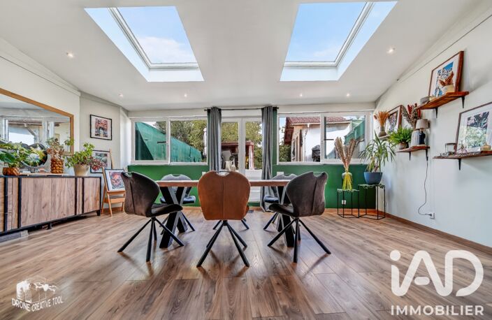 Vente Maison de ville 5 pièces — photo 2