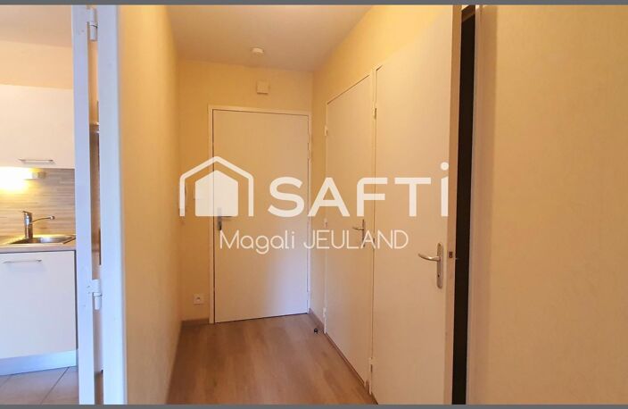 APPARTEMENT AVEC BALCON , JOLIE VUE , ENVIRONNEMENT AGREABLE — photo 4